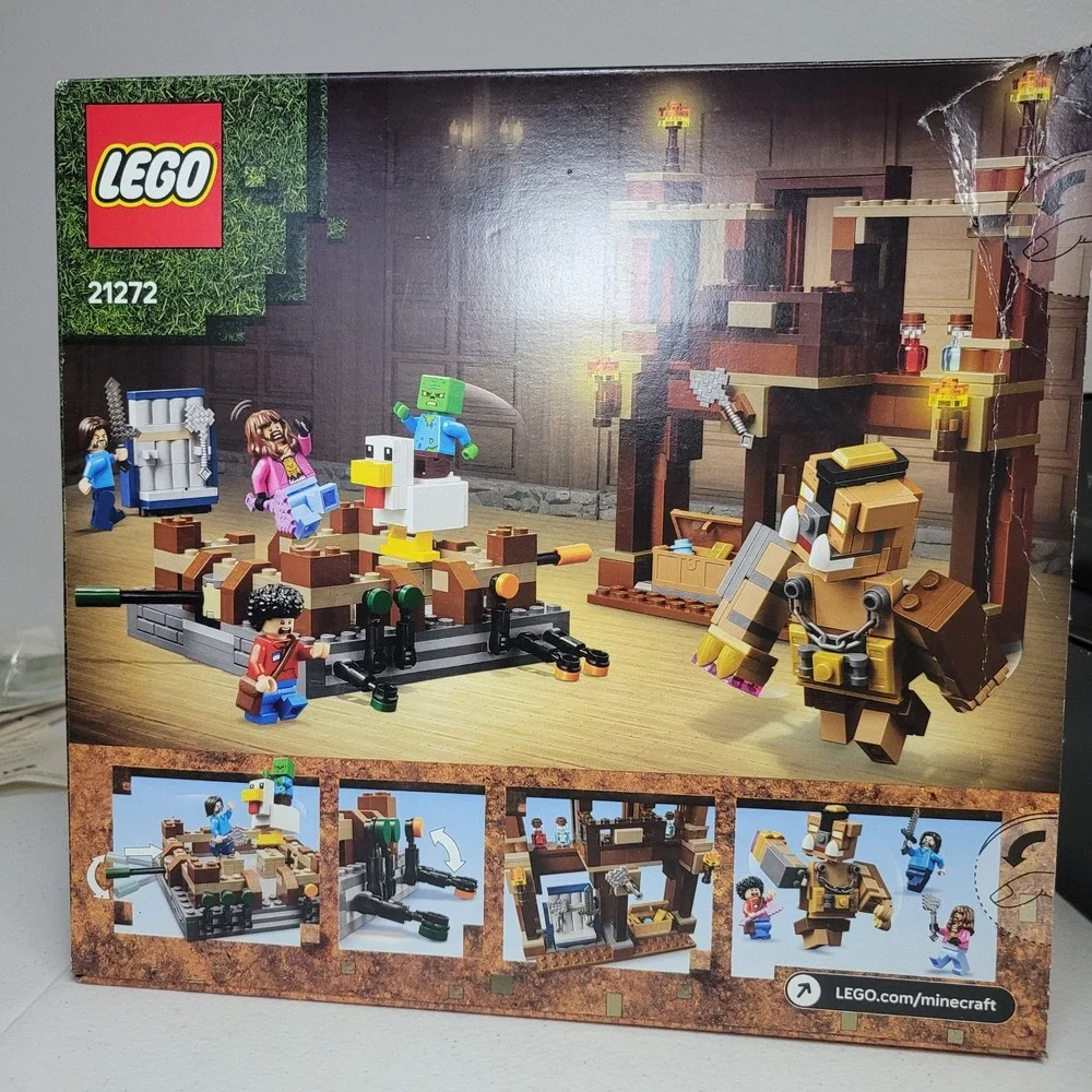 LEGO Minecraft Movie Woodland Mansion Fighting Ring 21272 Empty Box Only